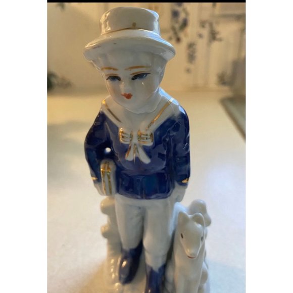 Holland Delft Blue style, a boy walking with his dog and carrying a package or b - Picture 2 of 5